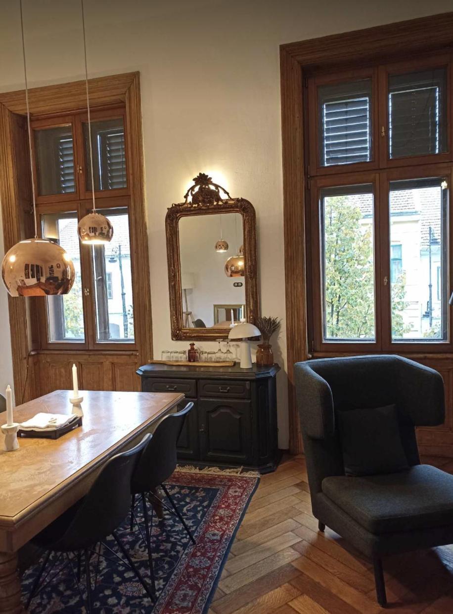 Sincai 20 Appartement Bistriţa Buitenkant foto